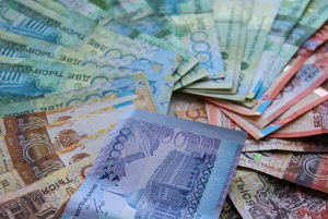В результате валютных интервенций Нацбанка Казахстана курс тенге укрепился 