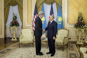 Керри обхаживает Назарбаева в надежде на усиление США в Центральной Азии