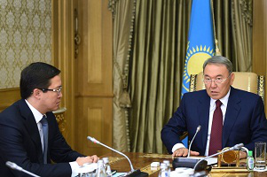 Назарбаев о курсе тенге: Ничего экстраординарного не происходит