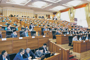 Киргизские министры получили две недели на размышления