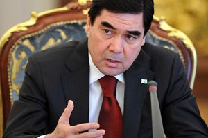 Президент Туркменистана понизил в воинском звании главу наркослужбы
