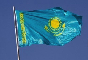 «Малая дистанция между властью и народом в Казахстане убивает политпартии»  