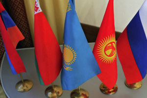 Кыргызстан в ЕАЭС: 9 месяцев в режиме ожидания