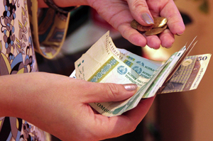 В Таджикистане повышены пенсии, зарплаты и стипендии 