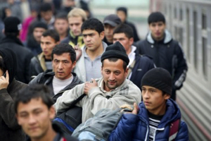 Граждане Таджикистана стали реже выезжать в трудовую миграцию