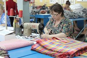 Кыргызстан и Индия усилят сотрудничество в текстильной промышленности