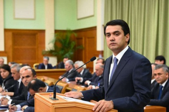 Назначение сына президента мэром Душанбе не противоречит закону