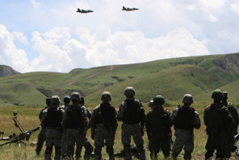 Рокировка Атамбаева: зачем главе Киргизии российская военная база на границе с Таджикистаном