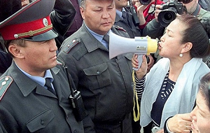 На выборах в Кыргызстане возможны массовые протесты и сильнейшая эскалация – эксперт