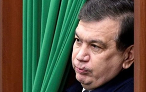 В Узбекистане запретили хвалебные оды президенту