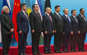 «Большая семерка» отживает свое, ШОС Китая и России стремится стать ее конкурентом