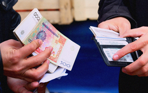 В Узбекистане с середины июля размер минимальной зарплаты поднимут на $1.5