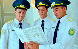 СМИ узнали о текучке кадров в туркменской полиции