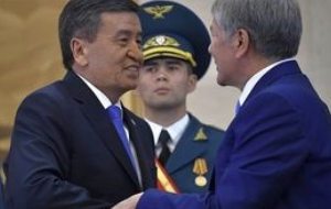 Драка президентов: Атамбаев против Жээнбекова