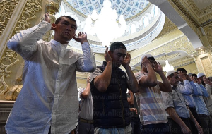 Мусульмане Кыргызстана охотней делятся на джамааты