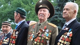 В Астане ветеранам ВОВ выплатят по 500 тысяч тенге в честь Дня Победы