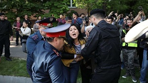 Казахстан. Народ не хочет революций: видели, помним. Но запрос на перемены есть
