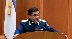 В Узбекистане третий генпрокурор за последние два года становится фигурантом уголовного дела