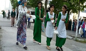 Что скрывается за “потемкинскими” кулисами современного Туркменистана?