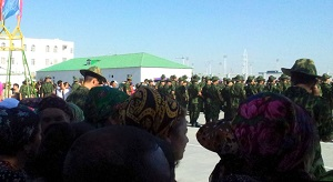 Туркменский чиновник прокомментровал сообщения о задержании и отправке в армию студентов