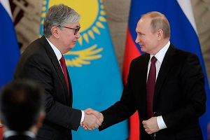 О чем промолчал президент Казахстана: что значат комплименты в адрес Москвы?