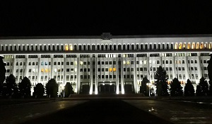 Кризис неизбежен? Эксперт – о сценариях развития ситуации в Кыргызстане