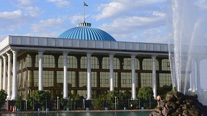Узбекское правительство подало в отставку — что дальше?
