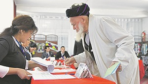 Таджикистан. Рустаму Эмомали открыли дорогу в сенат