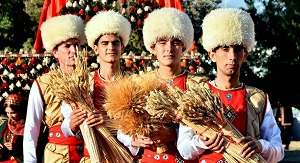 Туркменистан: Бердымухамедов в Зазеркалье