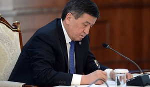 В Кыргызстане подписан закон о статусе медработников — что он даст