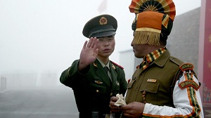 Приграничный конфликт Индии и Китая: кому выгодно?