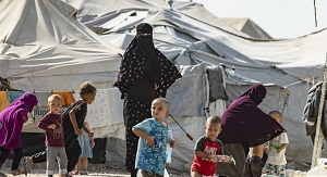 Таджикистан ведет переговоры о возвращении своих граждан из лагерей Сирии