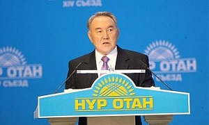 Партия Назарбаева теряет голоса