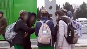 В Туркменистане участились случаи перевода учащихся из русских классов в туркменские