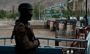 Кыргызстан-Таджикистан: решение водной проблемы – ключ к предотвращению новых столкновений
