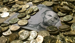 Решится ли Казахстан вслед за Россией попрощаться с долларом?