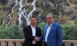 Таджикистан и Кыргызстан подписали четыре соглашения. Документа о границе среди них нет