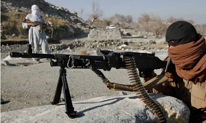 Около 100 афганских военных перешли в Таджикистан после атаки талибов