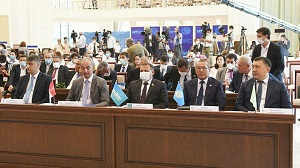 Кто есть кто на партийном поле Узбекистана: Партии и их кандидаты