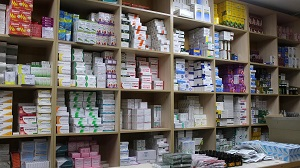 Новая волна коронавируса подняла цены на лекарства в Таджикистане