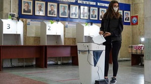 Кыргызстан. Опасения политиков. Что может угрожать безопасности выборов?
