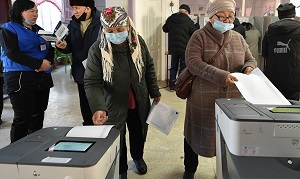 Кыргызстан. 140% голосов и лидерство графы против всех — что удивило нас на выборах в ЖК