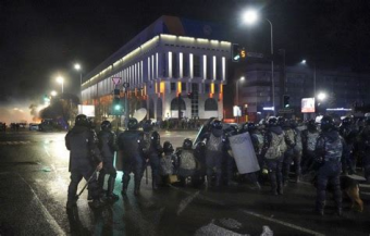 Зверства на улицах Алматы после мирных протестов(видео) 