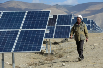 Дубовский: развитие «зеленой энергетики» в Узбекистане выглядит хорошо на словах