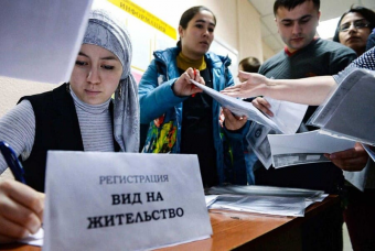 В получении российского гражданства таджики вскоре могут обогнать украинцев