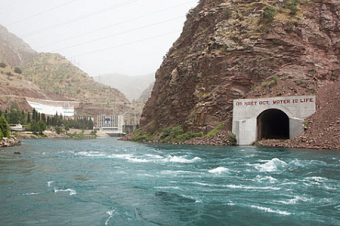 Таджикистану угрожает дефицит питьевой воды