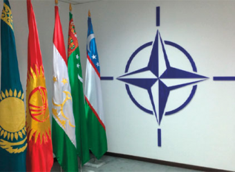 Эхо саммита в Вильнюсе: НАТО активизируется в Центральной Азии для борьбы с Россией и Китаем