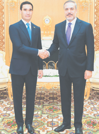 Туркменистан и Турция сближаются по формуле одна нация – два государства