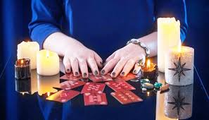 Эзотерика на миллиарды: как маги и гадалки захватили рынок Казахстана