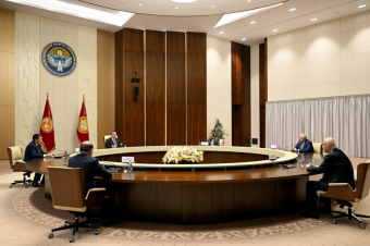 Глава Кыргызстана обсудил с секретарями Совбезов ЦА и Индией совместные меры по безопасности